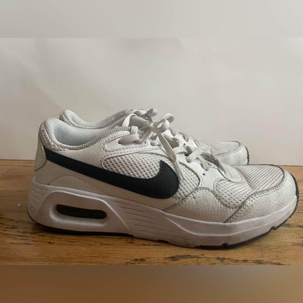 Nike Air Max. Size 7.5.